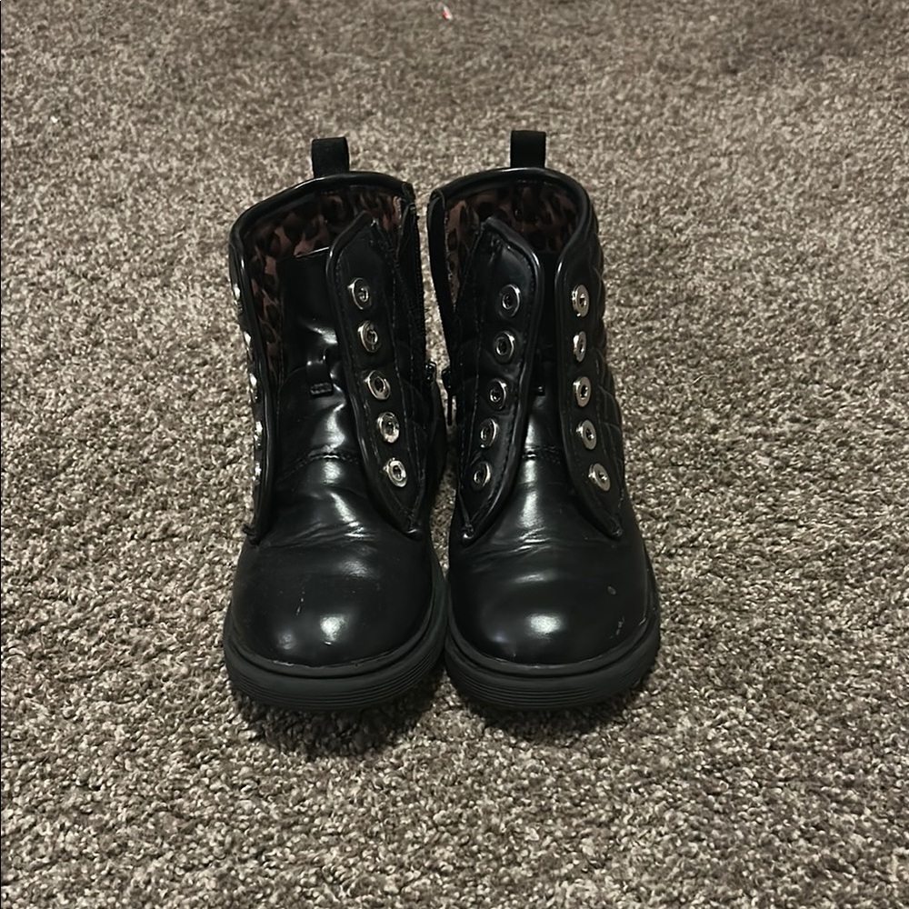 Stylish Black Women's Boots